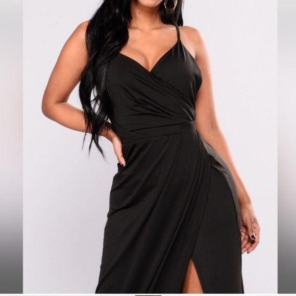 Fashion Nova  Dress - Picture 5 of 5